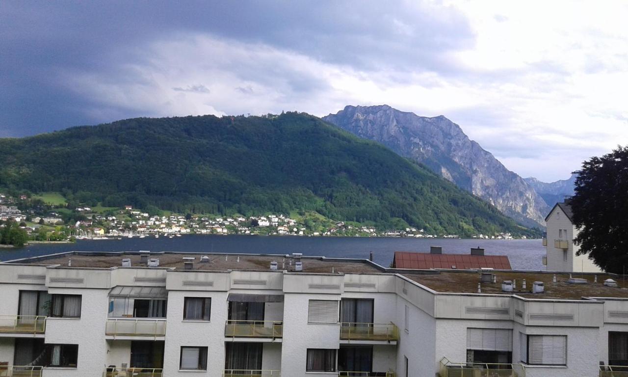 Ferienwohnung Vintage Garconiere Mit Balkon - 25 M2 Gmunden Exterior foto