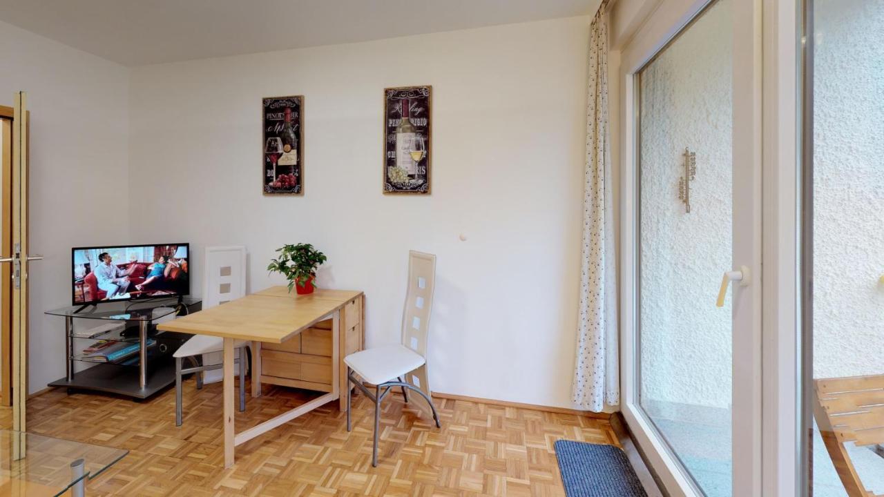 Ferienwohnung Vintage Garconiere Mit Balkon - 25 M2 Gmunden Exterior foto
